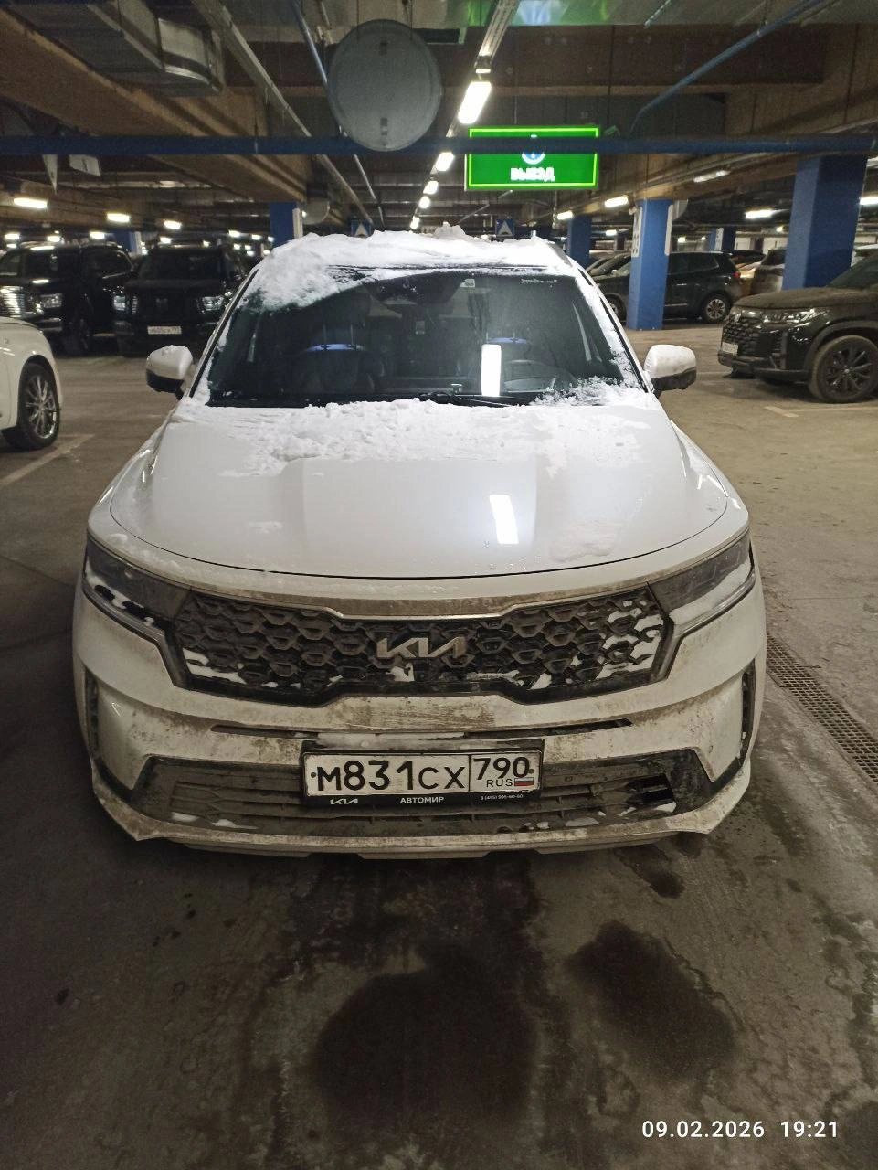 Kia SORENTO Premium 2.5 6AT 4WD — Москва