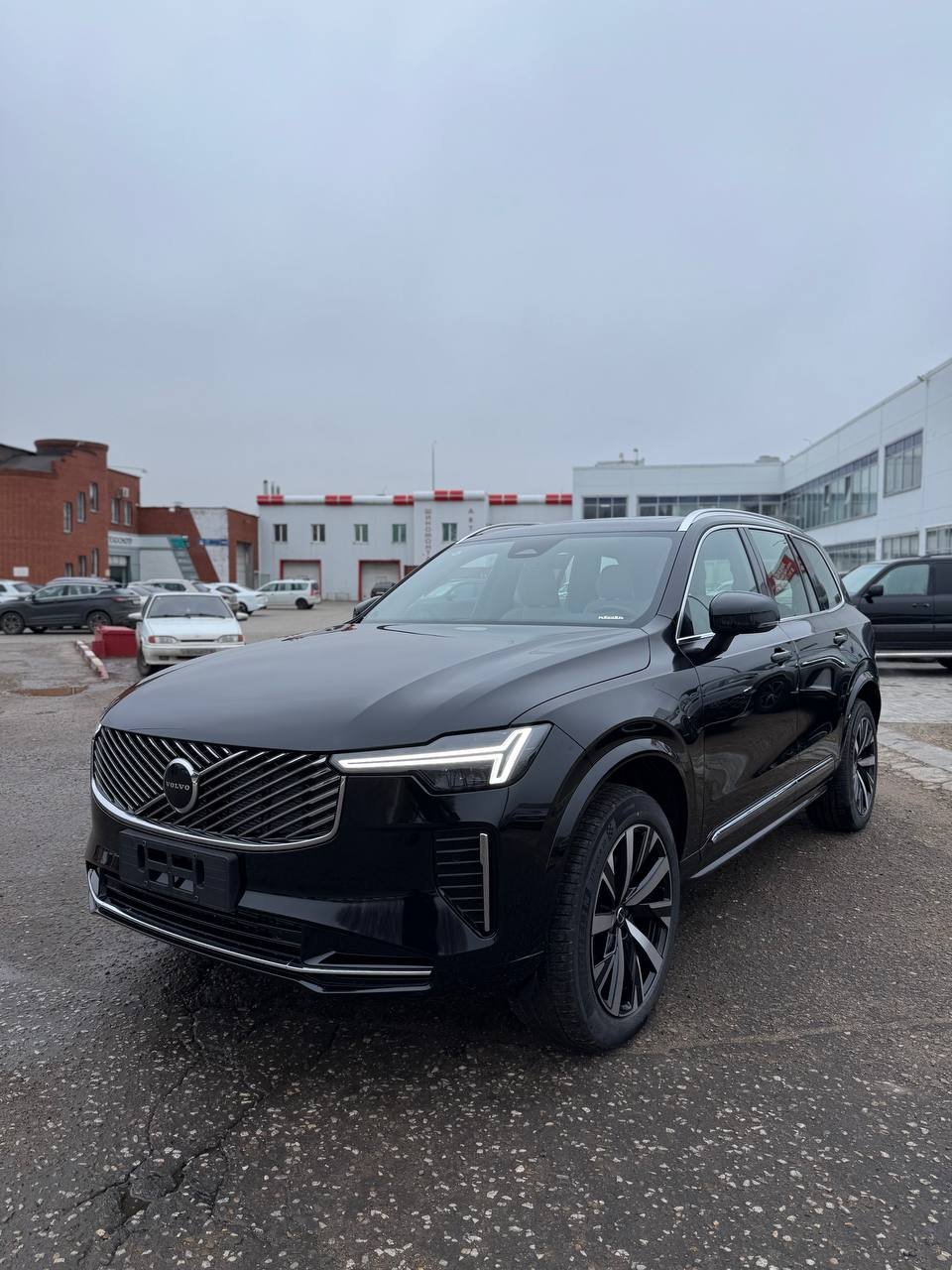 Volvo XC90 Ultra — новая техника в лизинг