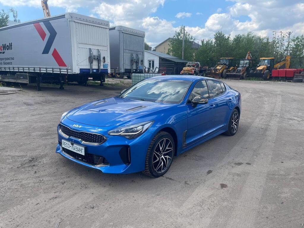 KIA STINGER — Москва