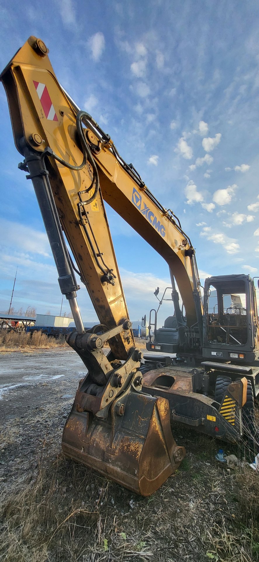 XCMG XE180* Экскаватор колесный — Челябинск