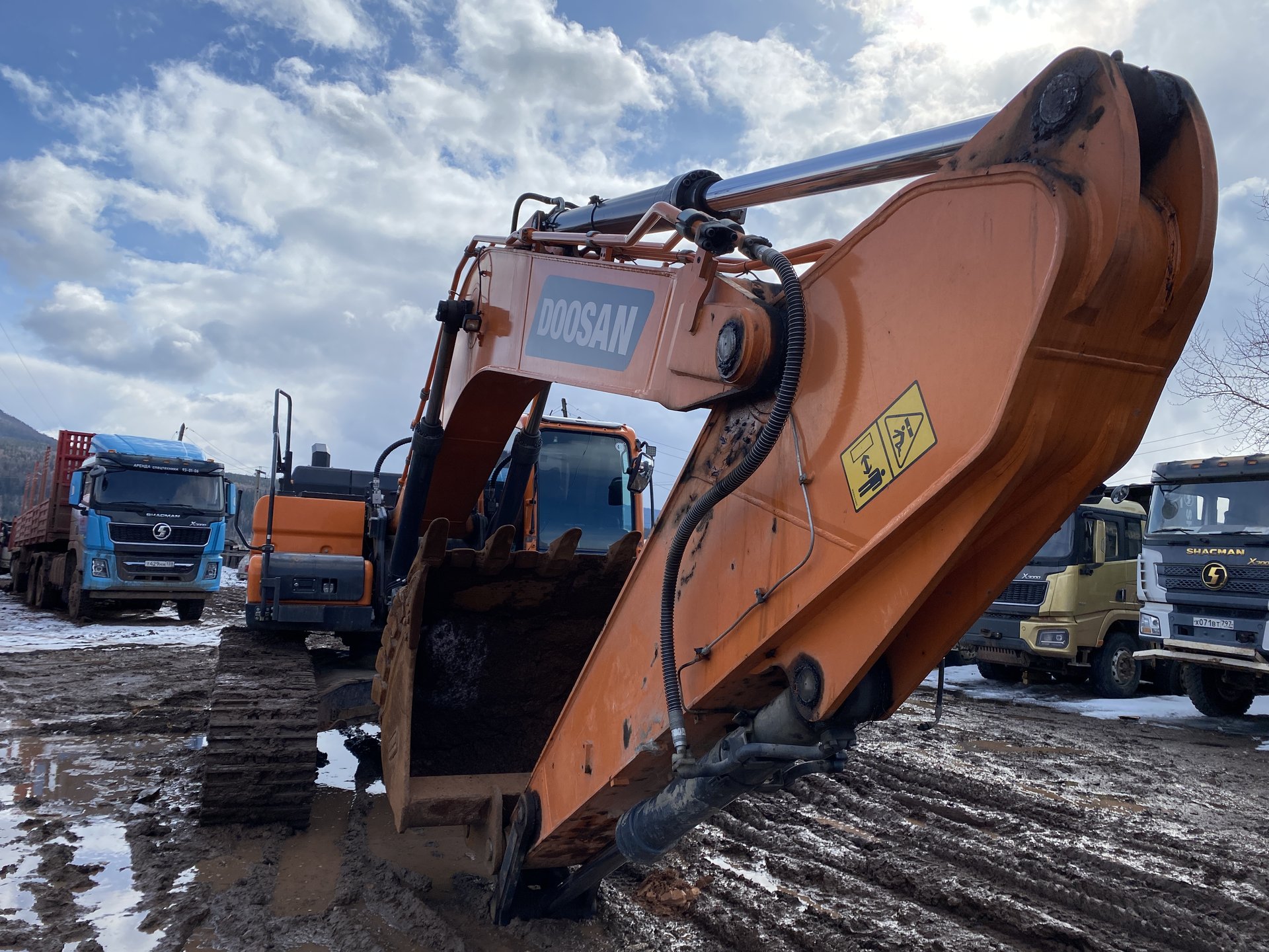 Doosan DX 300 Экскаватор — Усть-Кут