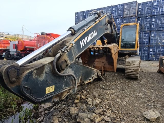 ГУСЕНИЧНЫЙ ЭКСКАВАТОР HYUNDAI R380LC-9SH R 380LC-9SH — Хабаровск