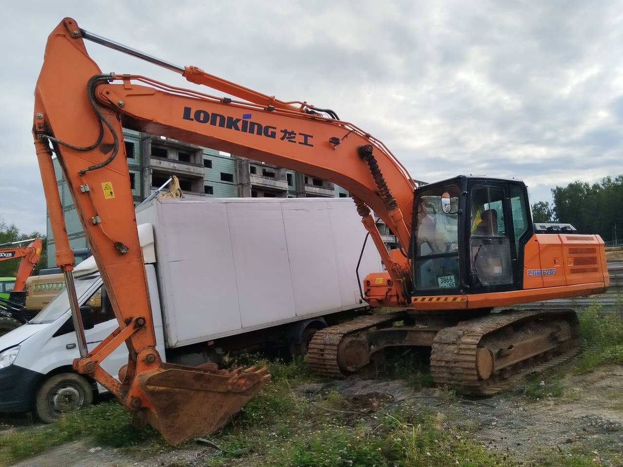 LONKING CDM6205 Экскаватор — Москва