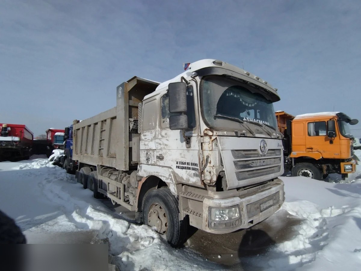 SHACMAN SX3258DR384 — Тюмень