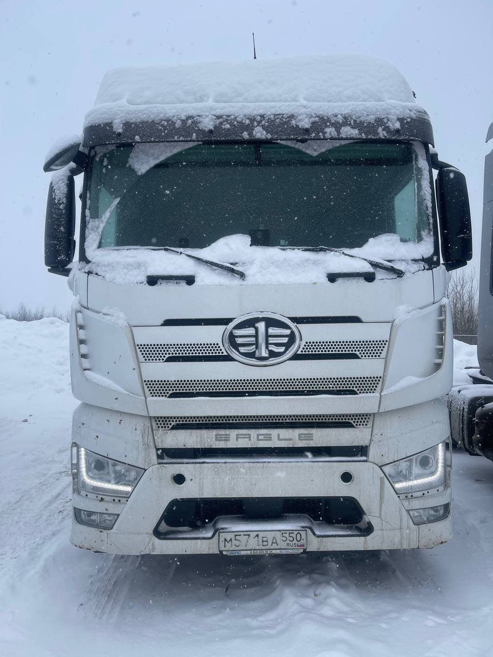 FAW J7 4x2 Седельный тягач — Химки