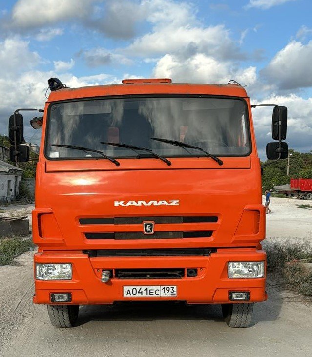 ЭНЕРГОТЕХПРОМ-ИНВЕСТ на шасси КамАЗ 65115 6x4 Зерновоз 653510 — Севастополь