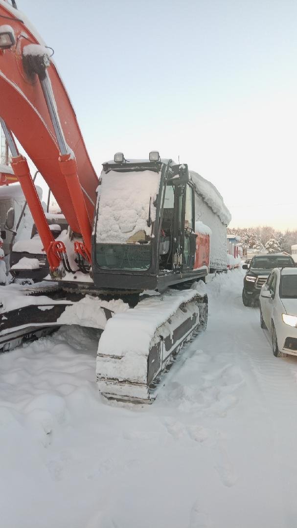 HITACHI ZX330LC-5G — Сургут