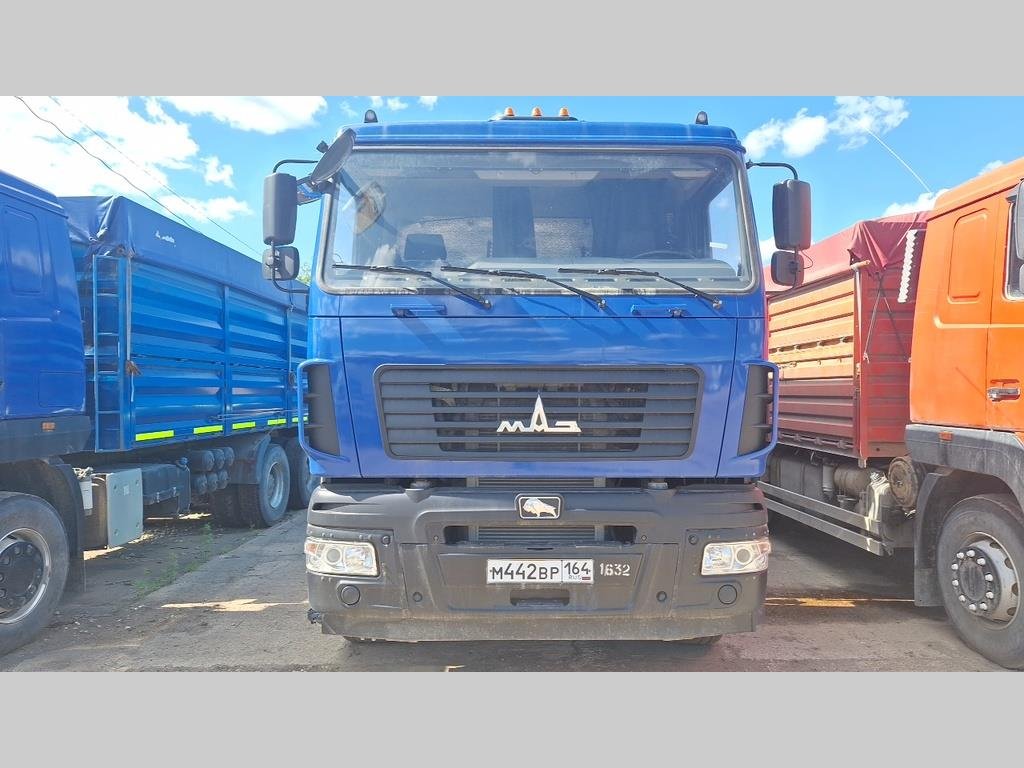 МАЗ 553540, зерновоз — Саратов