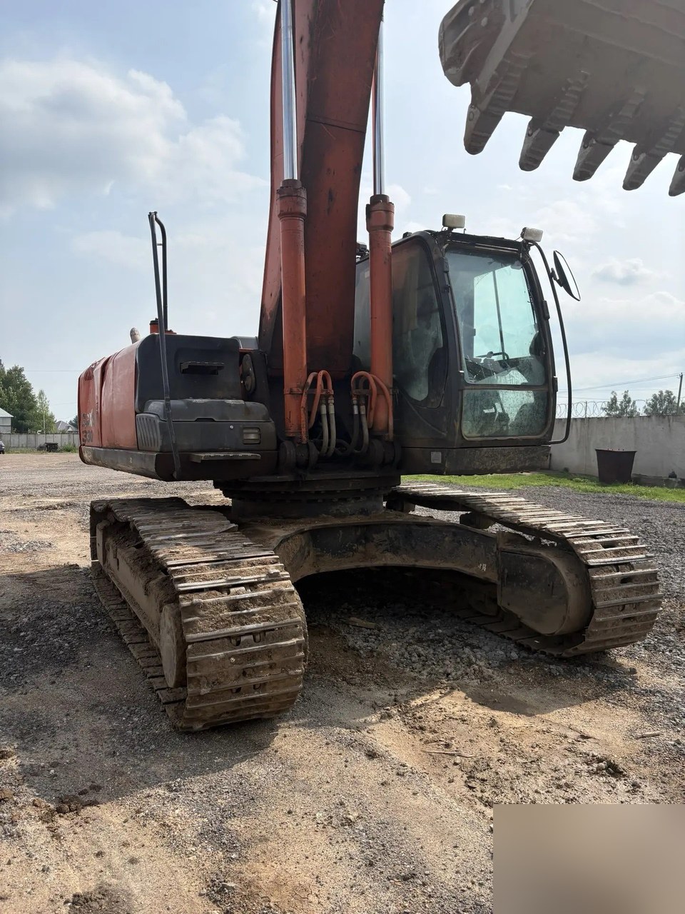 HITACHI ZX330 Экскаватор — Уфа