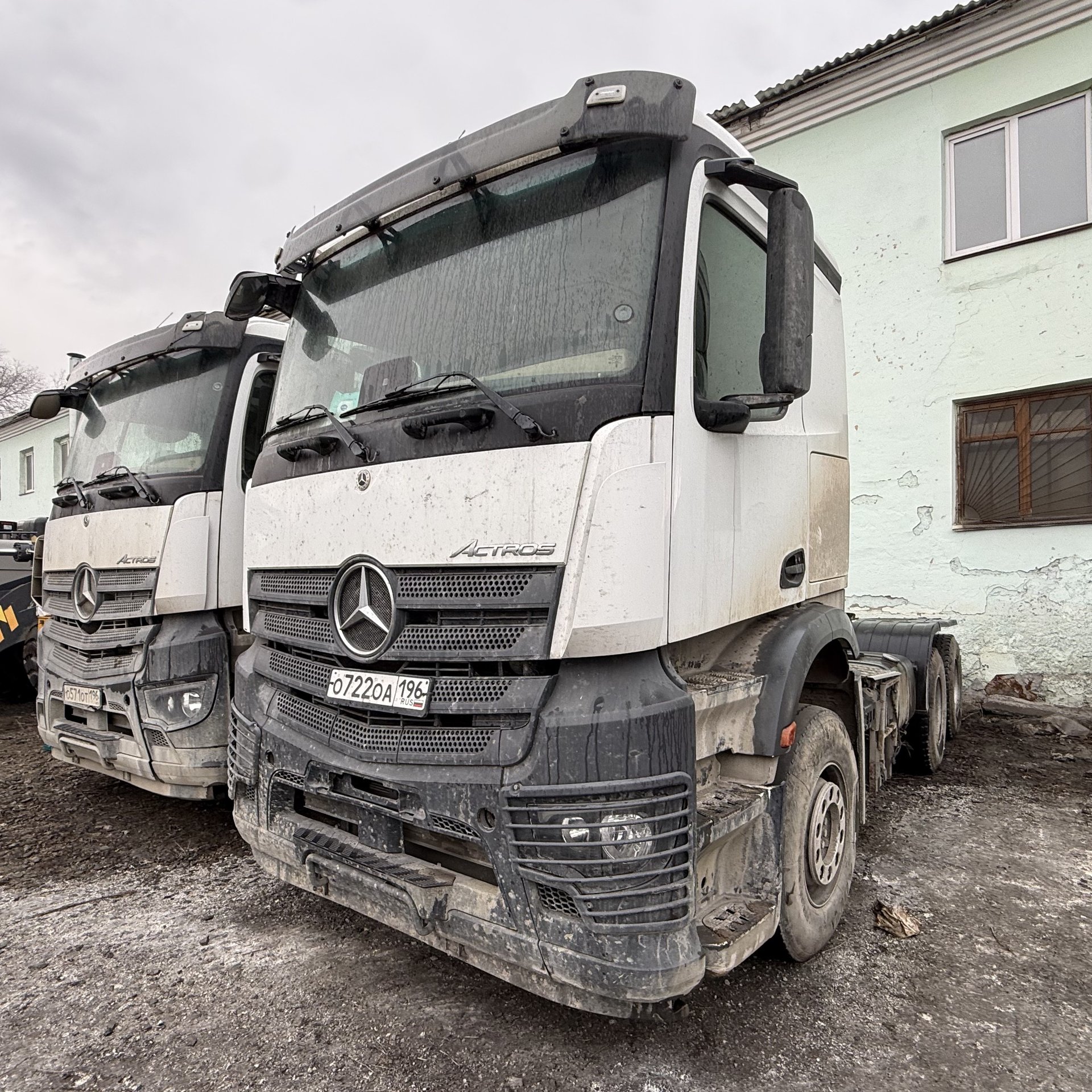 MERCEDES-BENZ Actros 6x4 Седельный тягач — Магнитогорск