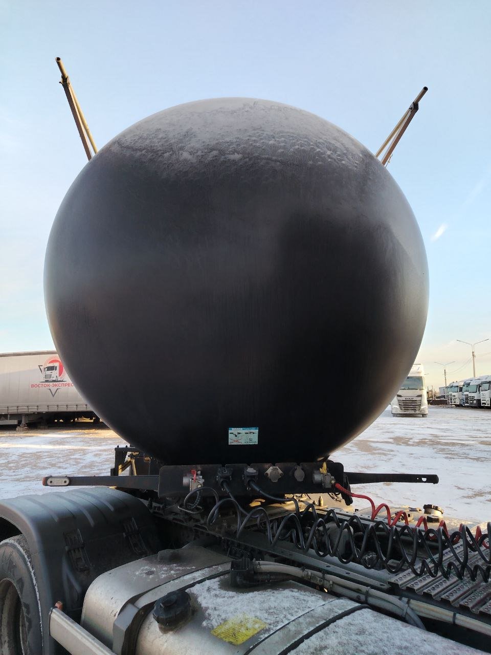 ТэнкТехнолоджи Полуприцеп цистерна 914923 — Химки