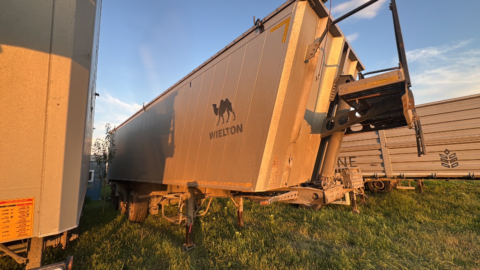Полуприцеп-самосвал Wielton NW3A55SD NW-3 — Батайск
