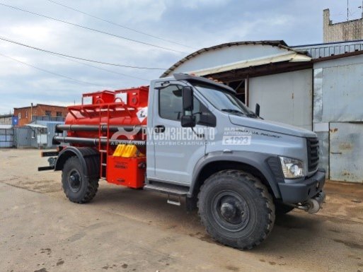 АТЗ-2.5-ГАЗ-C41A23 (2.5 м3, 2 отс. УВТ, насос СВН-80, мод.2790G-11, СПЕКТР) — новая техника в лизинг