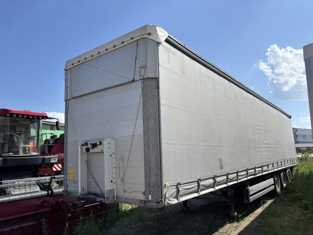 SCHMITZ CARGOBULL SCB S3B — Новосибирск
