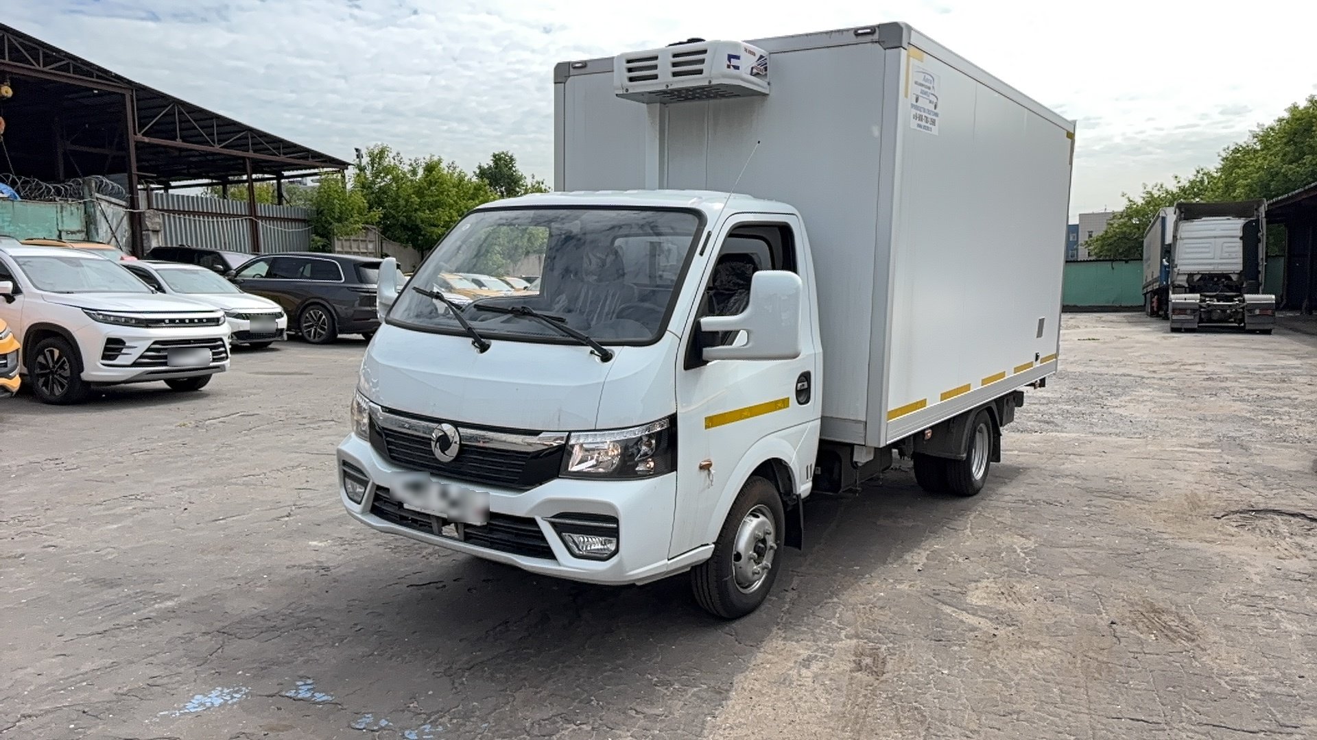 АВТОМЕХАНИЧЕСКИЙ ЗАВОД 2774* на шасси JUNFENG Q35 Изотермический/рефрижератор — Москва