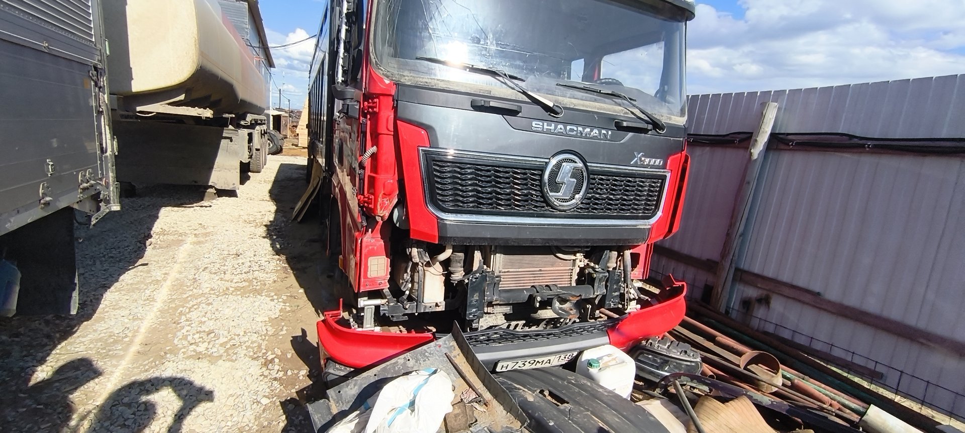 Shacman (Shaanxi) SX* 8x4 Самосвал — Якутск