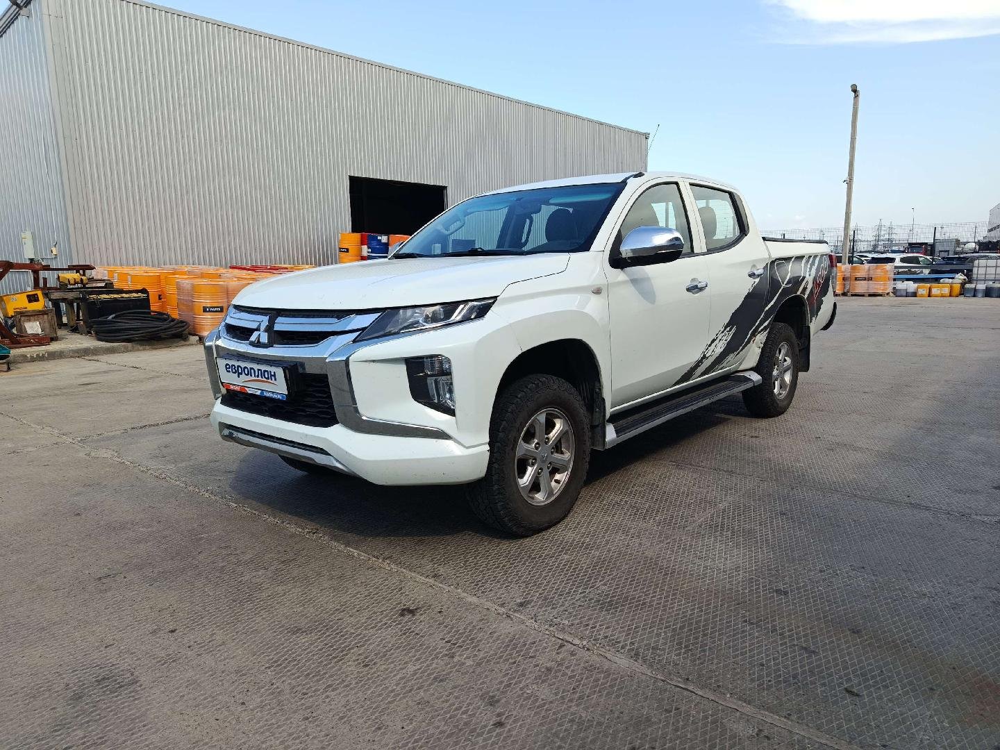 Mitsubishi L200 — Республика Адыгея (Адыгея)