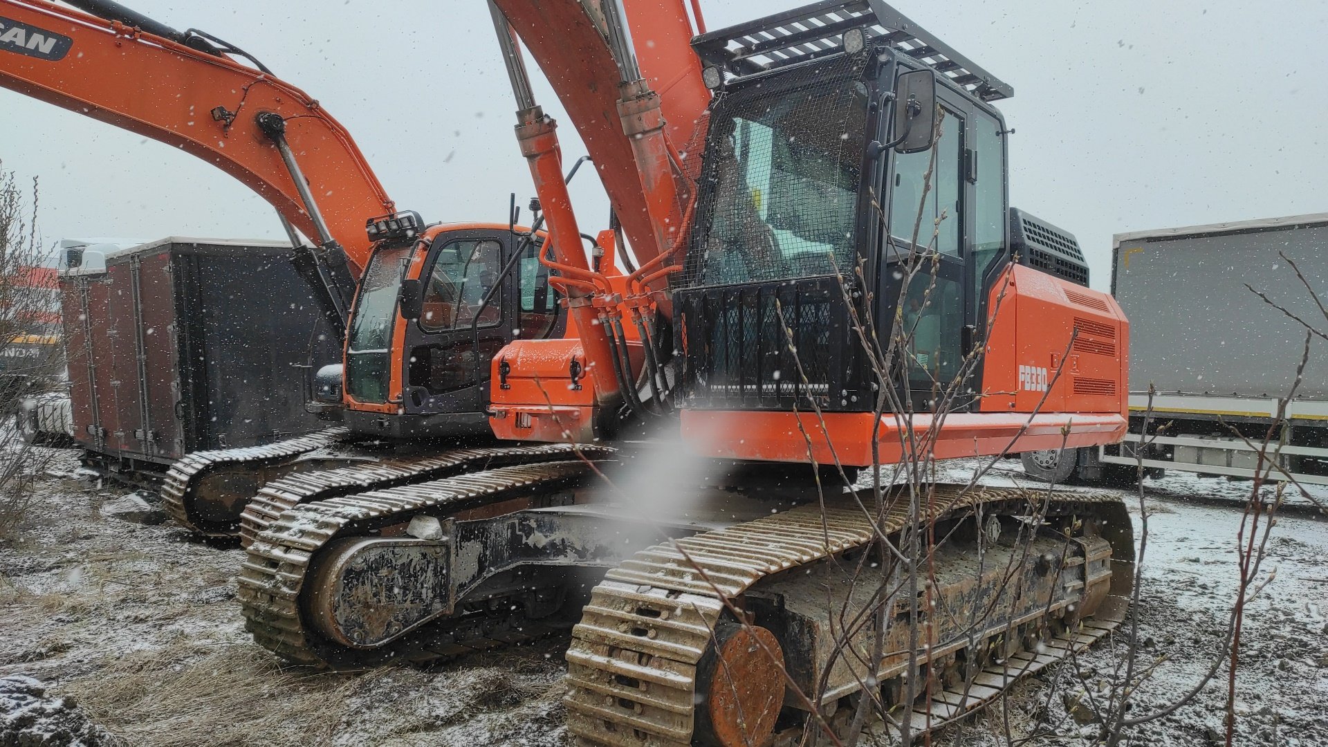 Pb Профессионал PB330 Экскаватор — Большой Исток