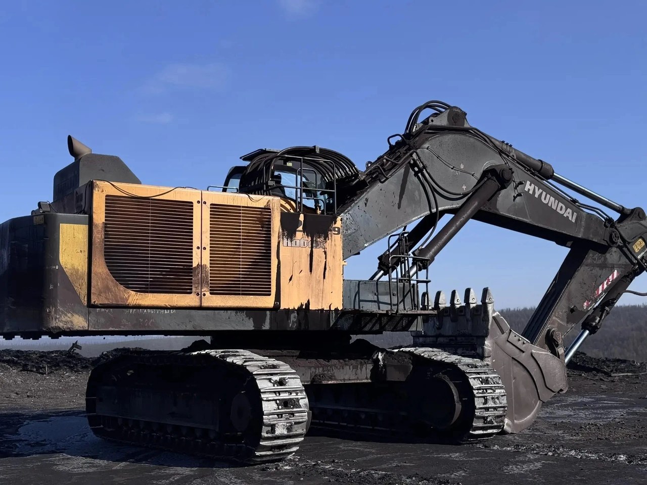 Гусеничный экскаватор Hyundai R1250-9 — Благовещенск