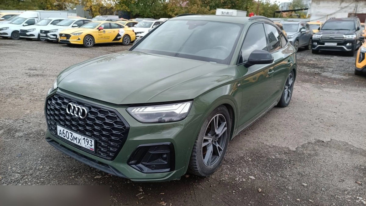 AUDI Q5 Sportback — Москва