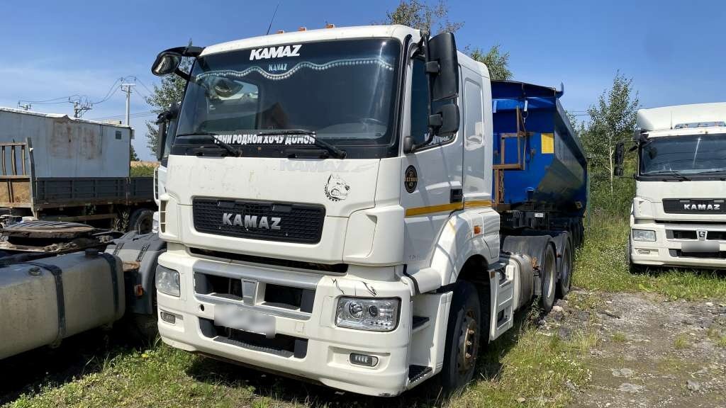 КАМАЗ 65206 6x4 Седельный Тягач — Санкт-Петербург