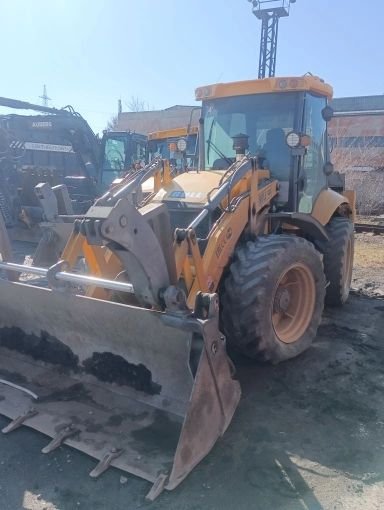 Экскаватор-погрузчик BULL 4SX — Новосибирск