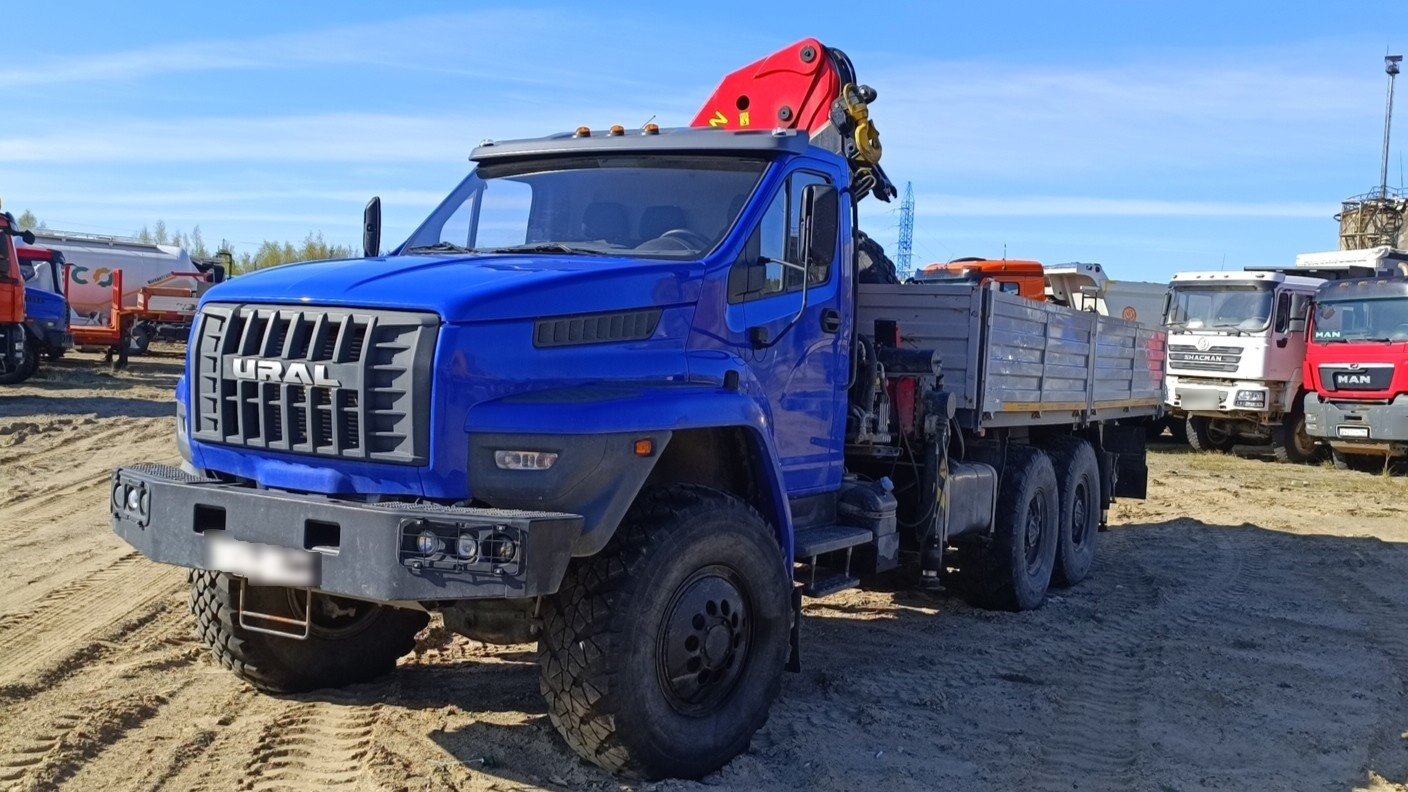 Завод Спецмаш SM04 на шасси Ural NEXT 4320 6x6 Бортовой с КМУ — Сургут