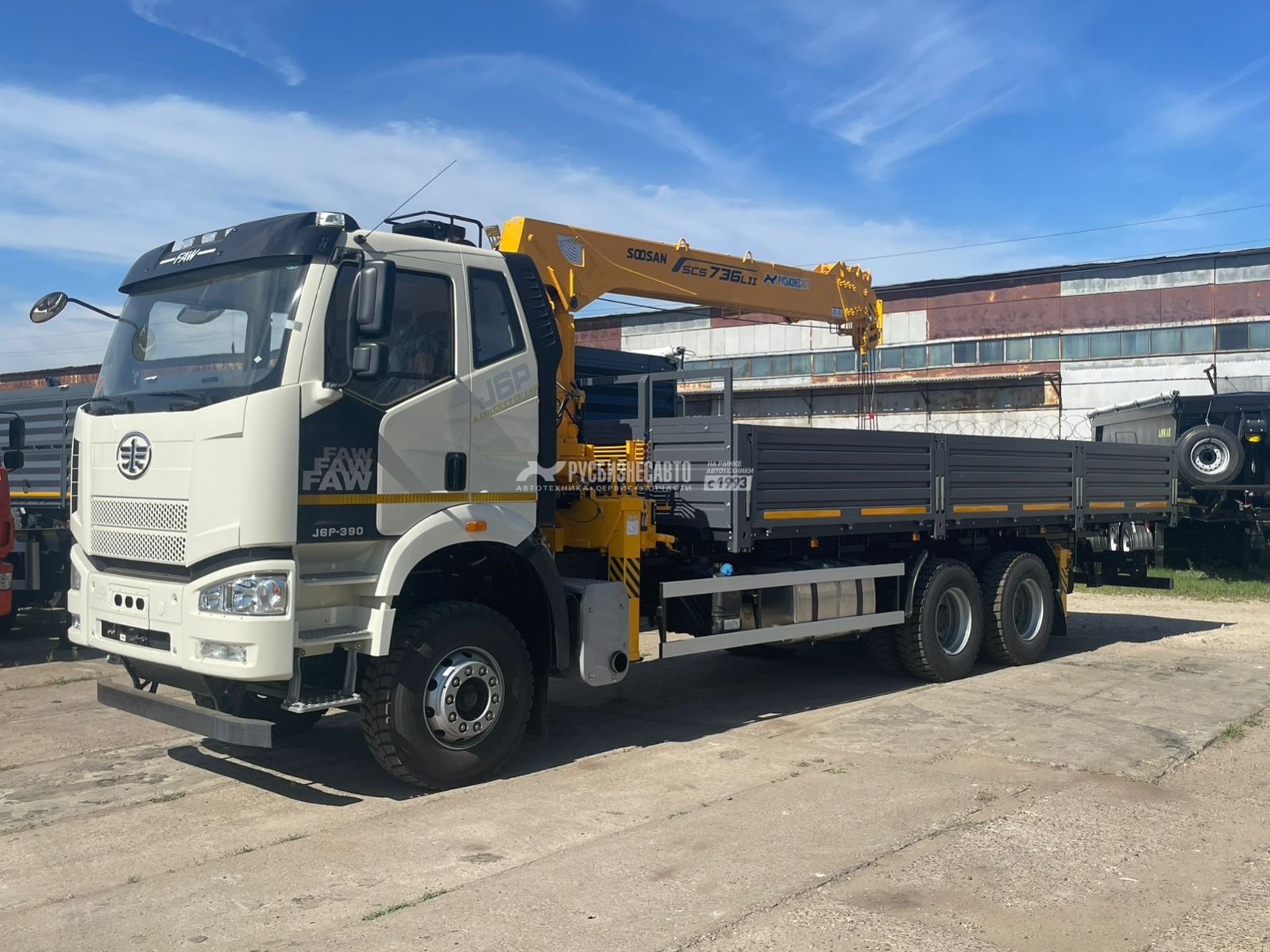 КМУ FAW 3252 (6x6, двускат, Евро-5) + SOOSAN SCS746L верх.упр. + борт сталь 8,0м. АМ — новая техника в лизинг