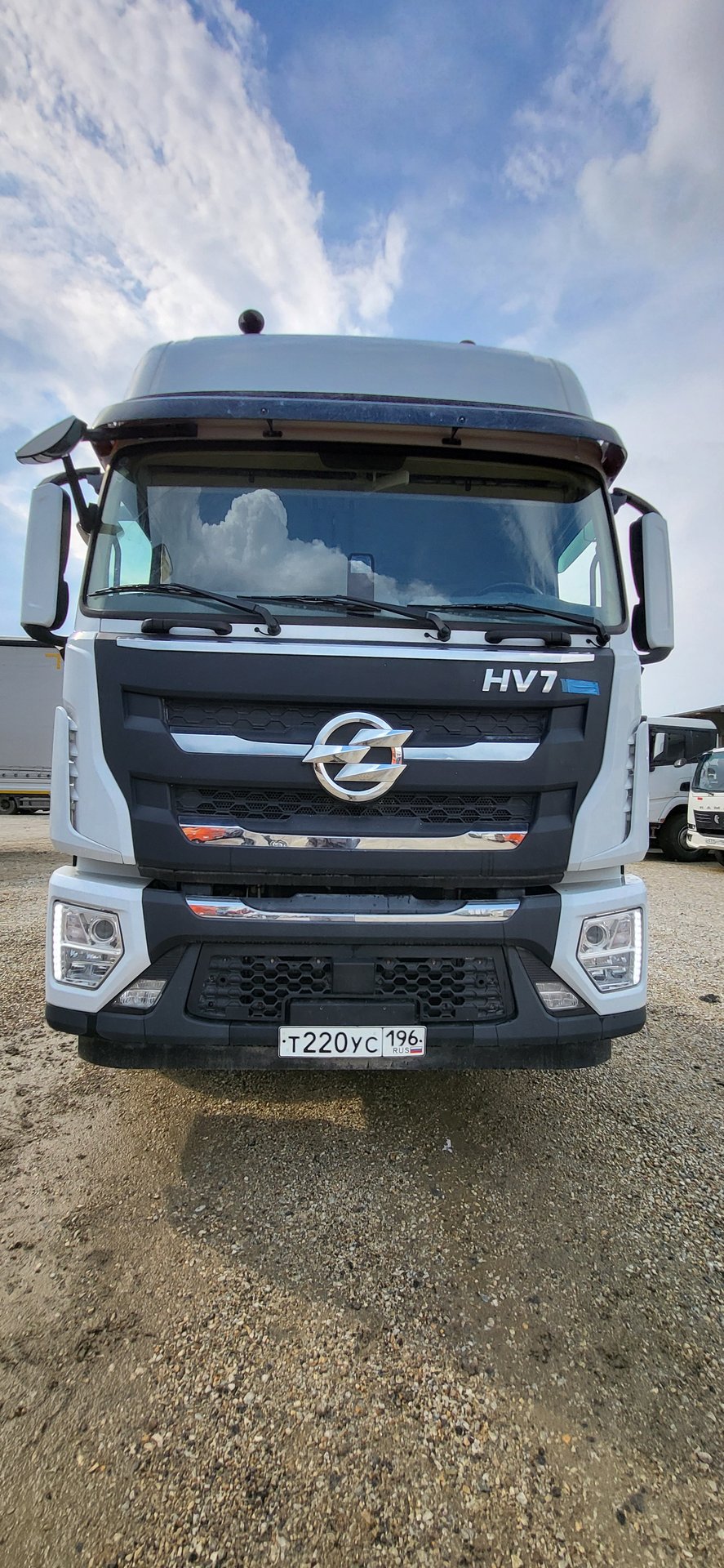 VASOL HV7 4x2 Седельный тягач — Екатеринбург
