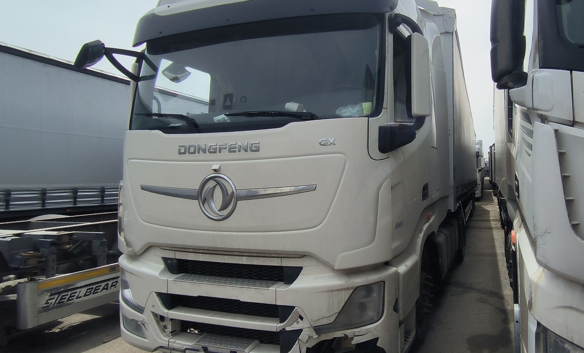 DONGFENG GX 4x2 Седельный тягач — Москва