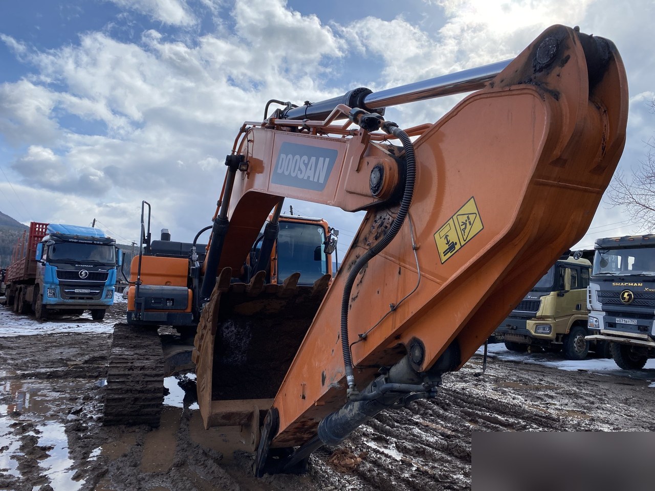 Doosan DX 300 Экскаватор — Усть-Кут