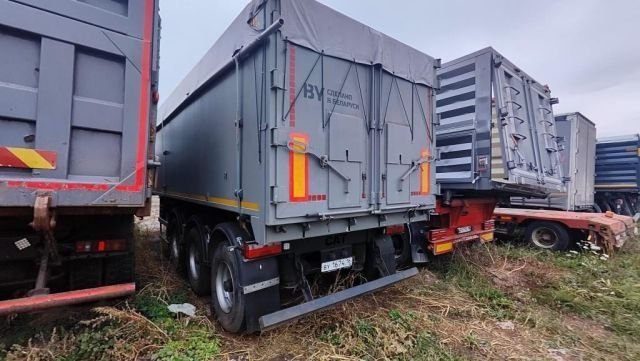 Специализированный, прицеп-самосвал GRUNWALD GRW375 Gr.Tr.Ti16-B-R — Казань