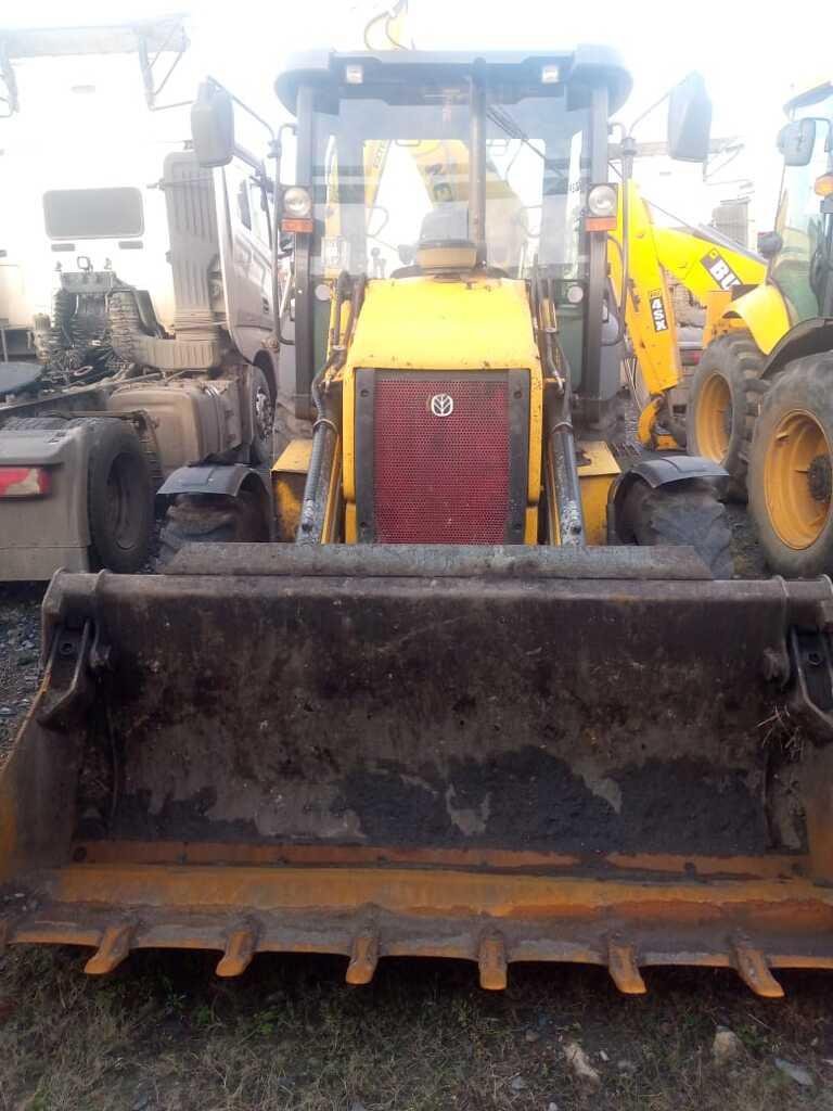 NEW HOLLAND B80B — Москва