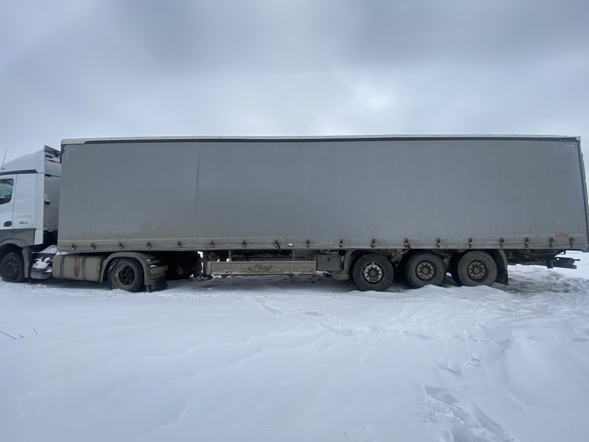 Fliegl Полуприцеп Шторный/Бортовой SDS 350 (Шторный) — Ижевск