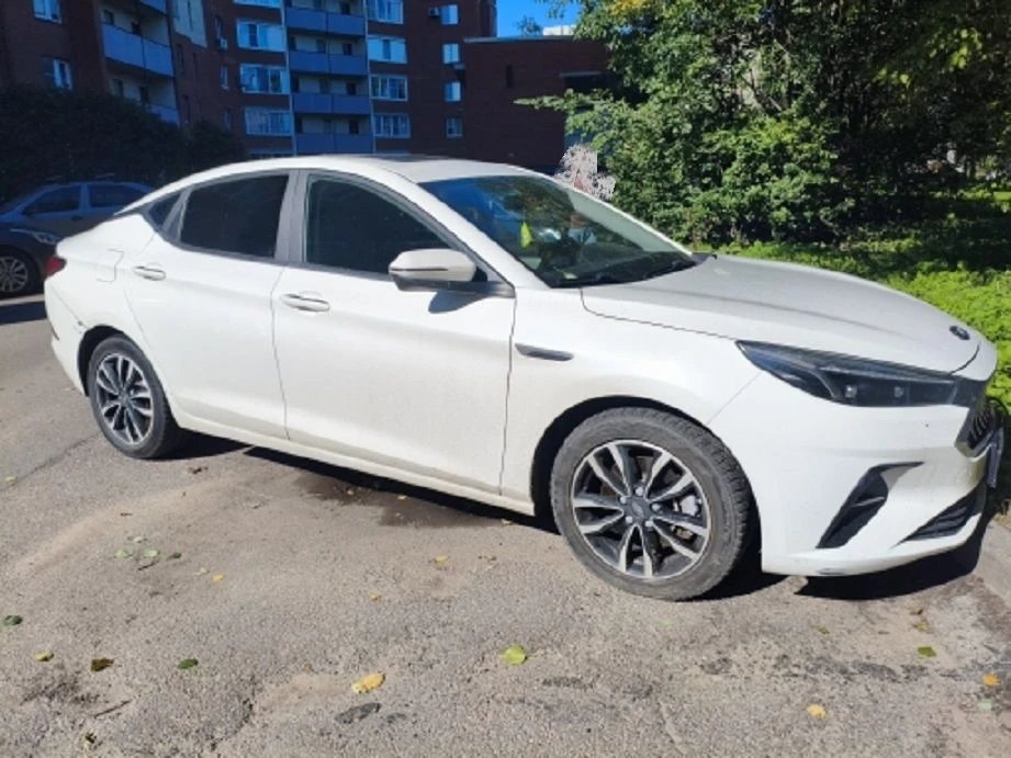 Легковой автомобиль JAC J7 — Санкт-Петербург