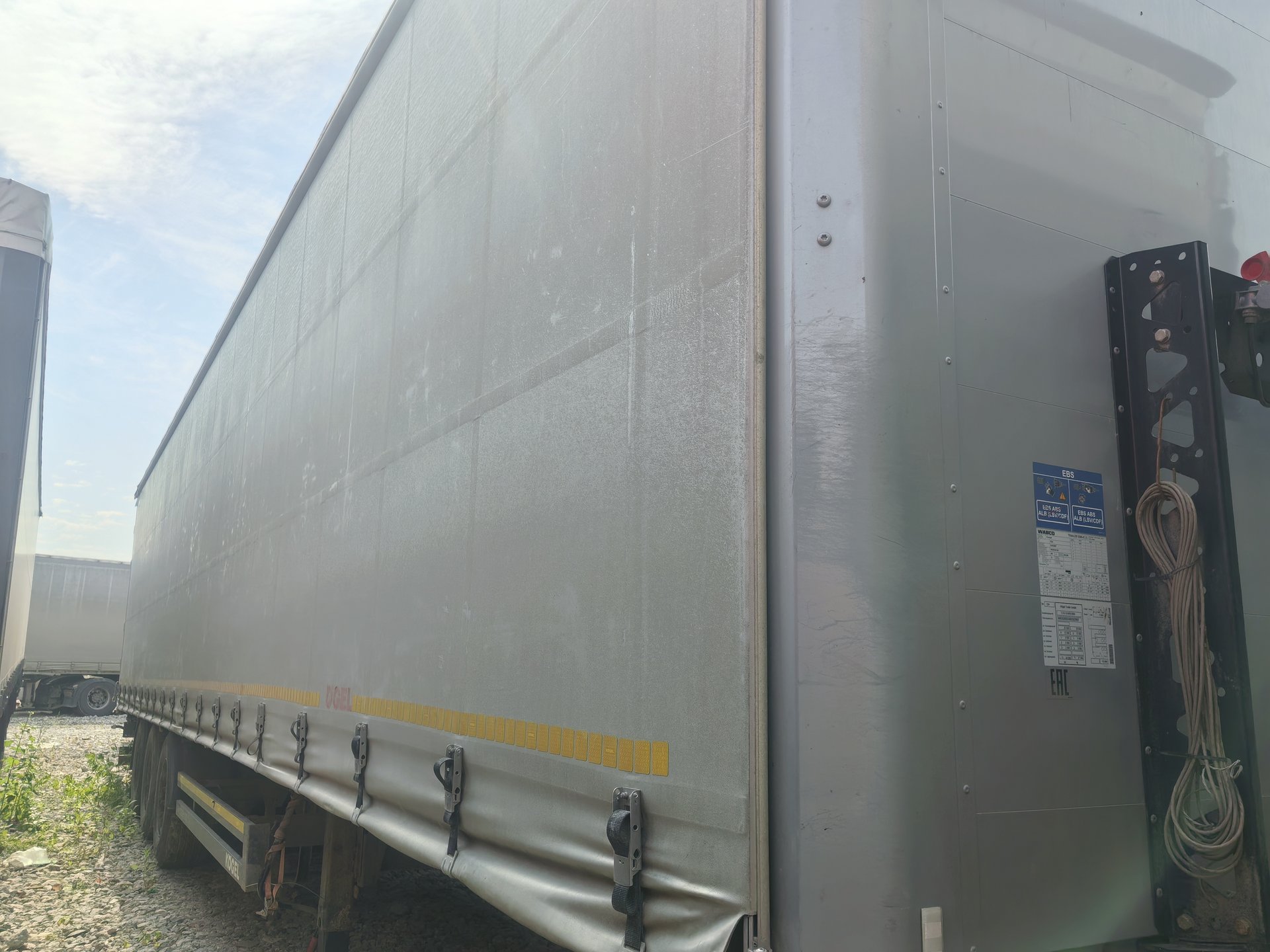 Kogel Cargo Полуприцеп бортовой/шторный — Самара
