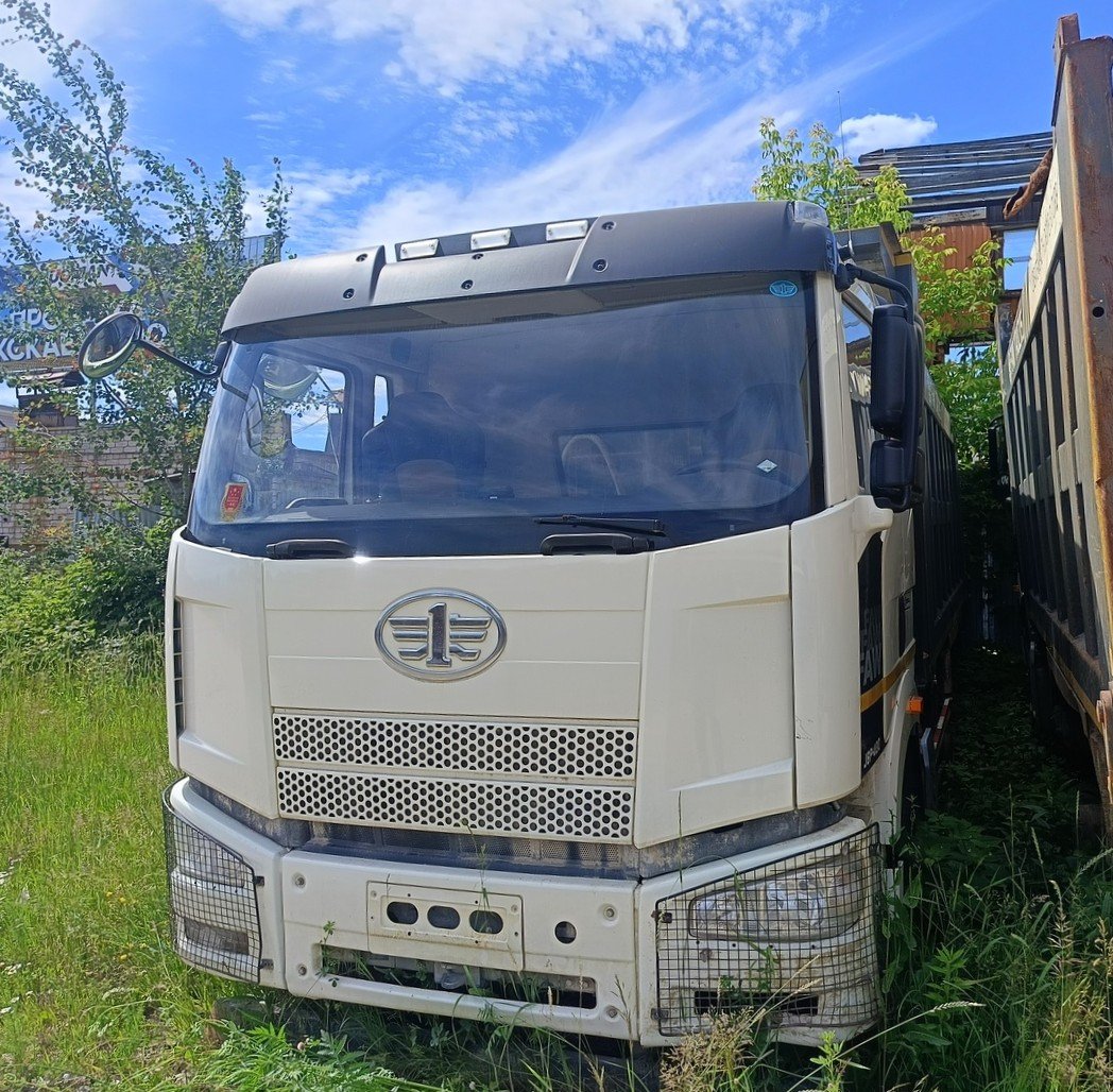 FAW J6* 6x6 Самосвал — Калуга