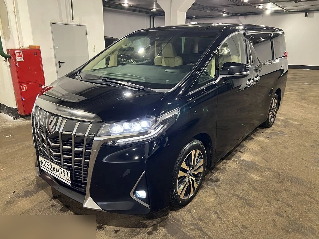 TOYOTA Alphard — Москва