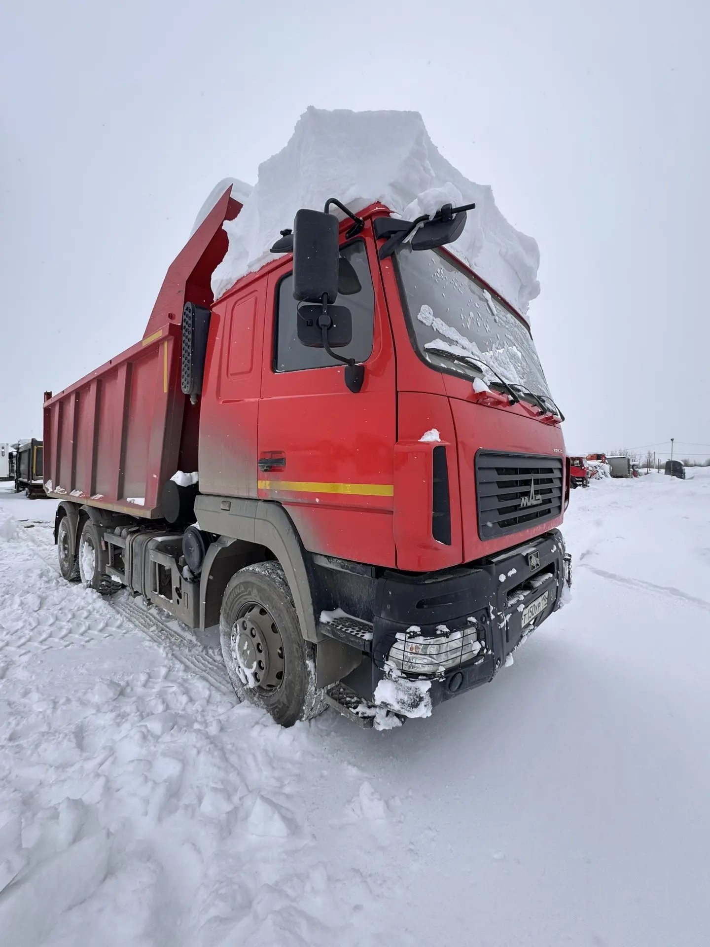 МАЗ 6x4 Самосвал 650108-8230-005 — Ванюки
