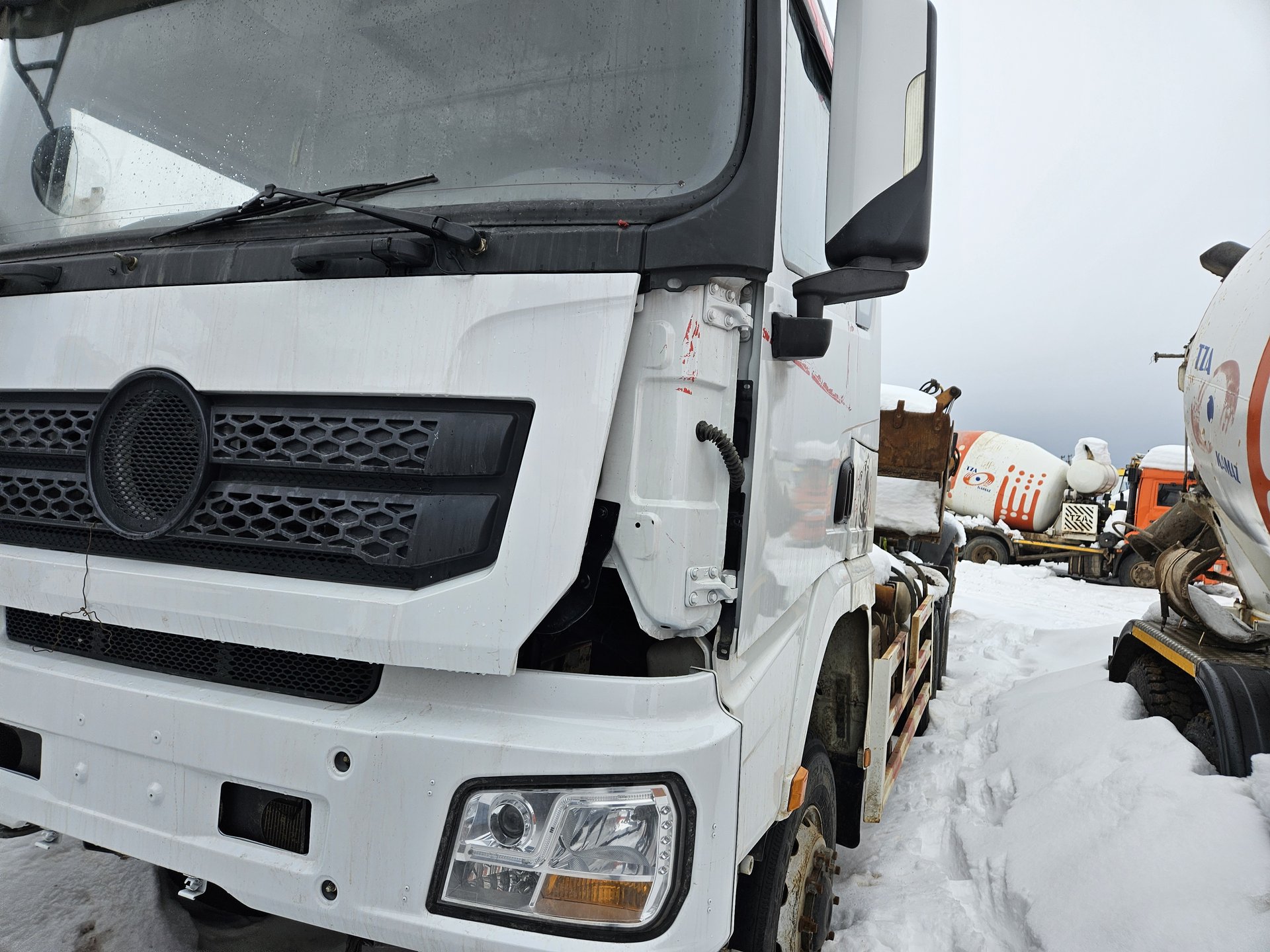 SHACMAN Самосвал SHACMAN X3000 SX32586V385C — Куеда