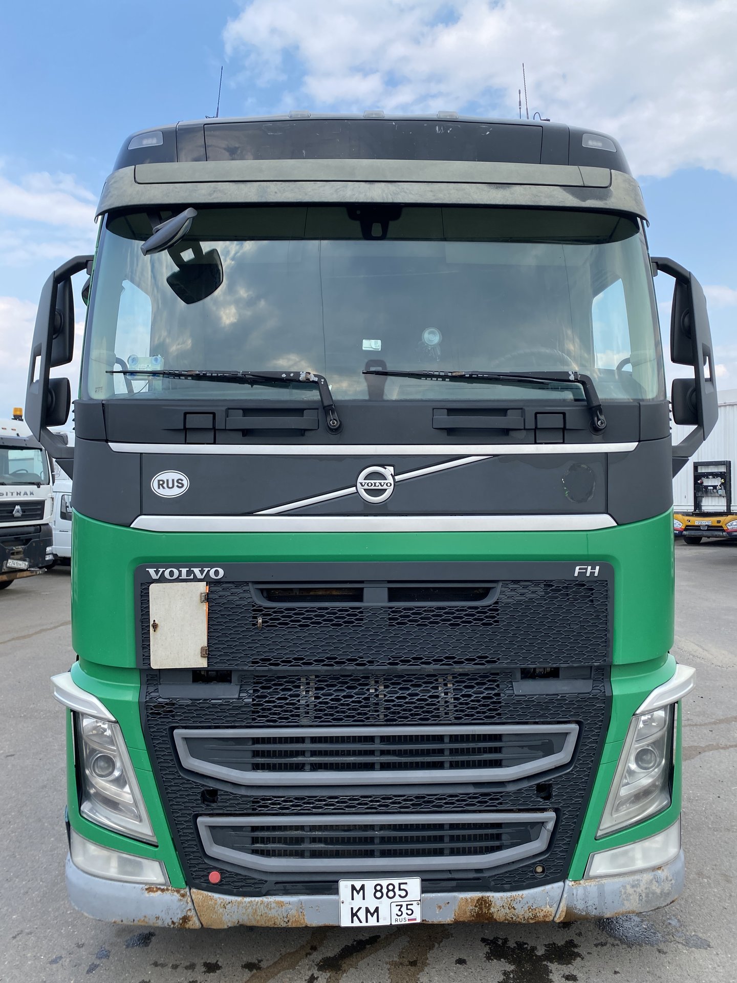 Volvo FH 4x2 Седельный тягач — Красноярский край