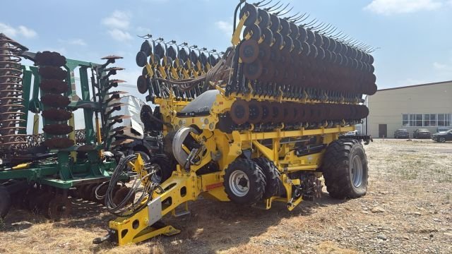 Сеялка пневматическая EFECTA CE 12000 — Ставрополь