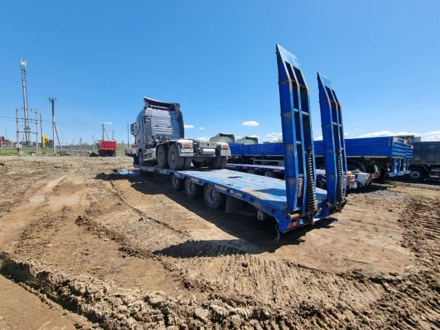 Специализированный, полуприцеп ЧМЗАП 9906 — Хабаровск