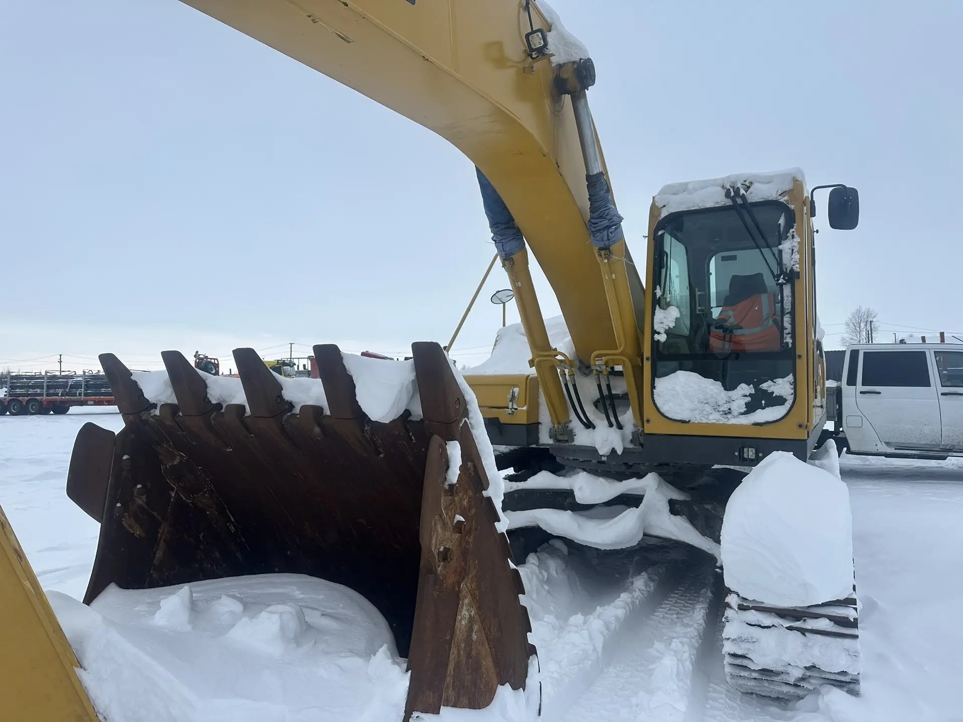 LGCE E6255 Экскаватор — Новый Уренгой