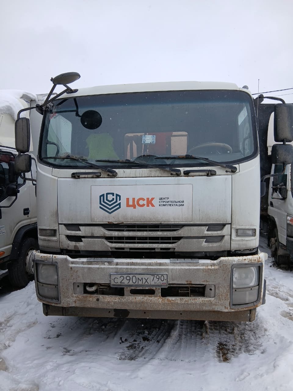 РусТрак 4389* на шасси Isuzu Forward 18.0 (FVR) Бортовой с КМУ — Химки
