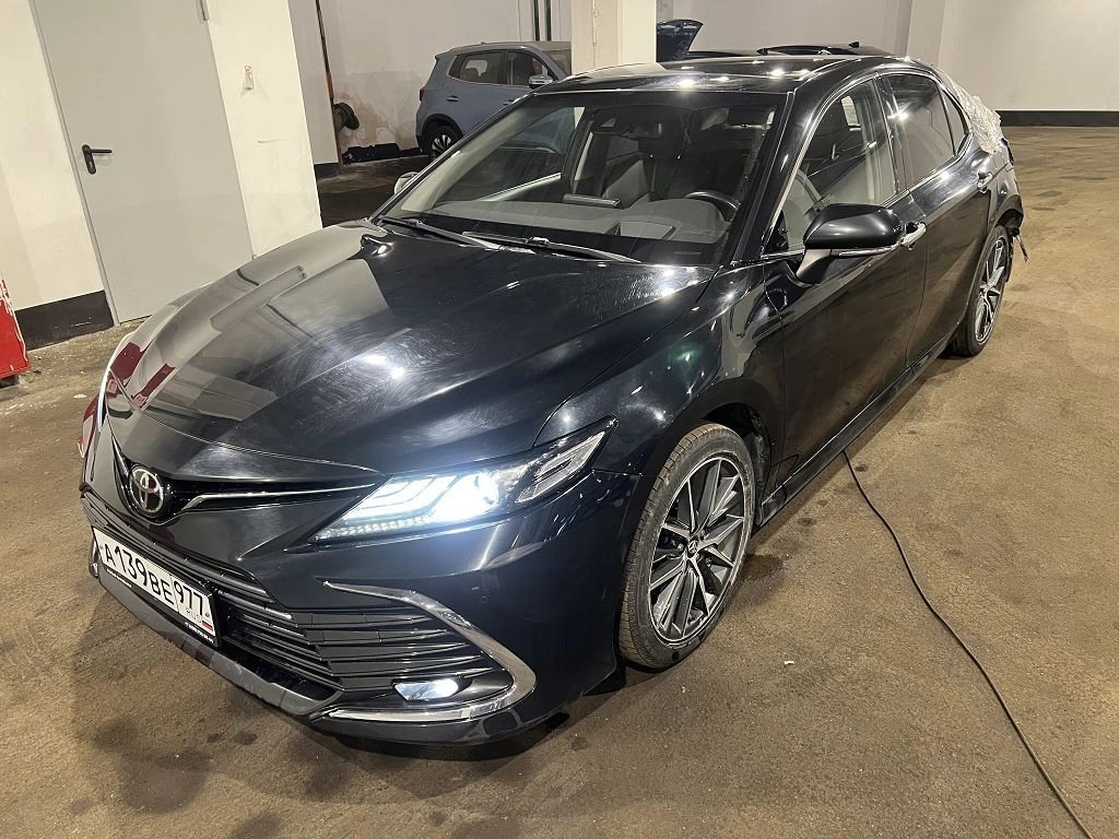 TOYOTA Camry — Москва