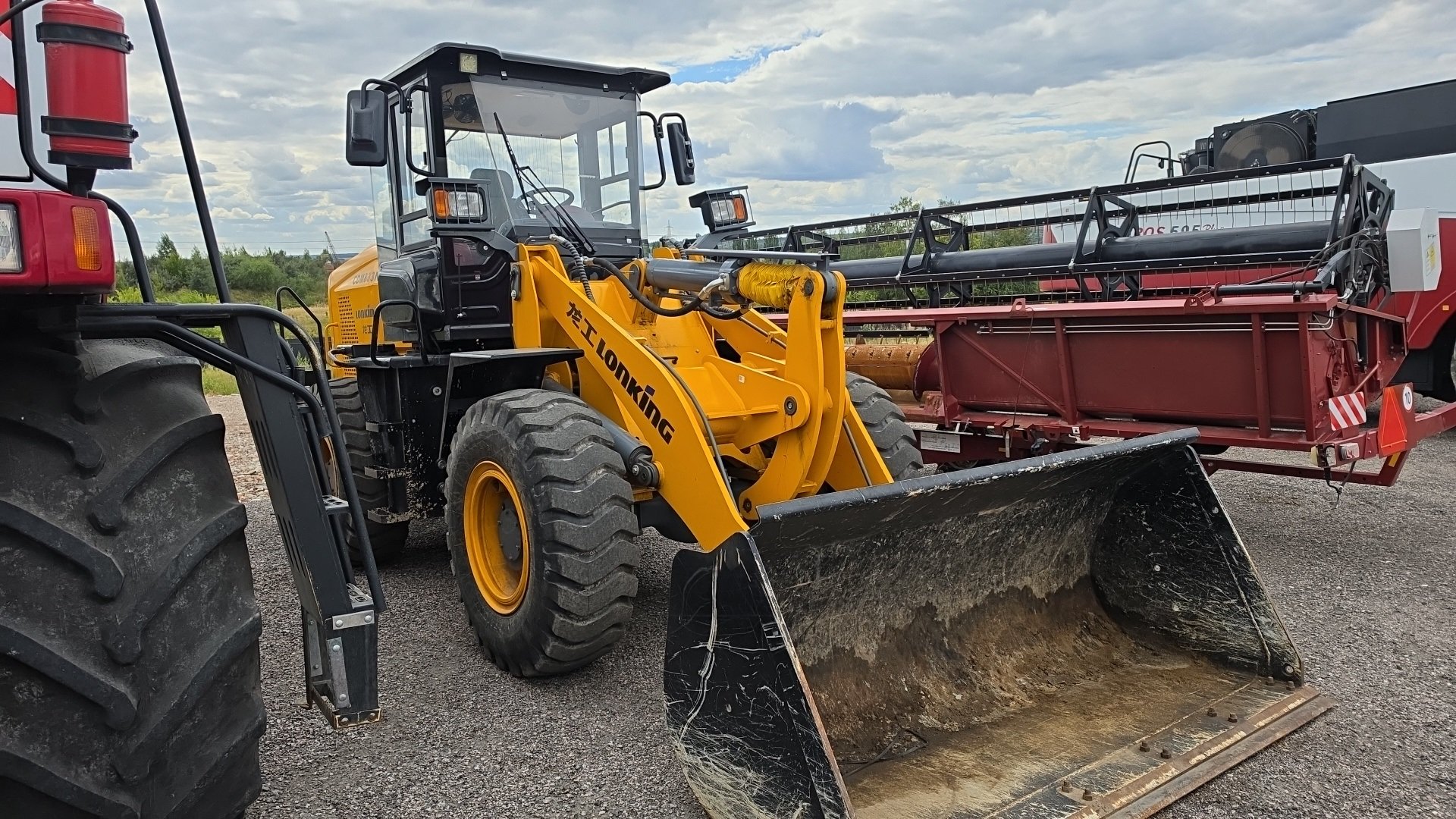 Погрузчик Lonking CDM833N — Девица