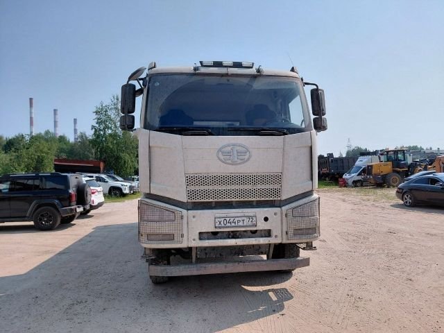 Самосвал FAW J6 6x6 — Сургут