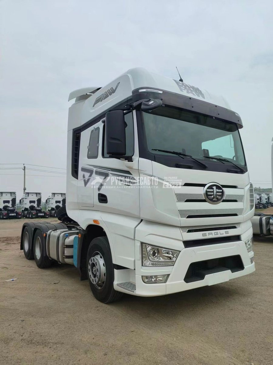 Седельный тягач FAW J7 6х4 — новая техника в лизинг