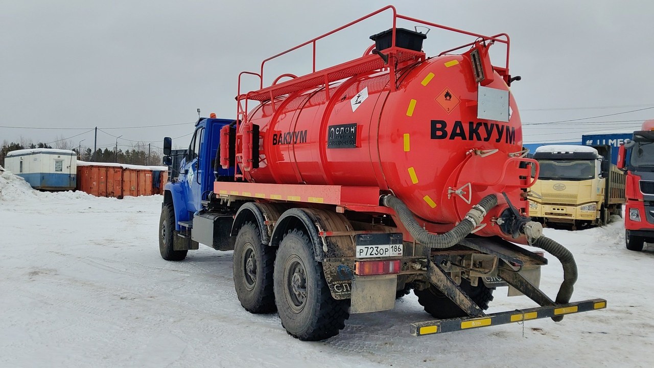 Урал 4320-72 с КМУ ИНМАН ИT -150 — Ленск